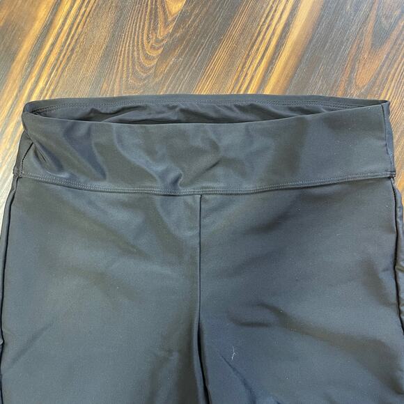 Torrid High Rise/Waist Compression Spandex 8.25” Shorts Size OO-M (10) - Picture 3 of 8